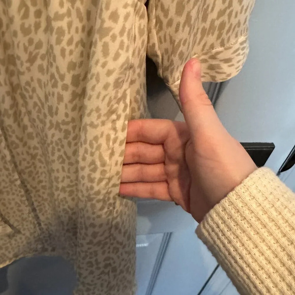 Babaton Bennett Dress Size XS 100% Silk Giraffe Print Mini Travel DAMAGED READ - Picture 7 of 15